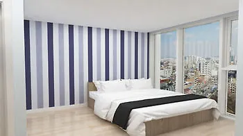 Hotel D7 3*
