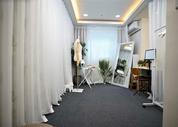 Hotel D7 3*
